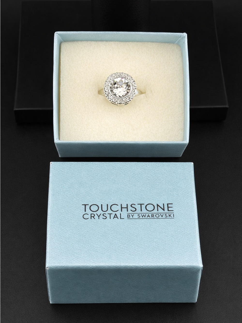 Spotlight Round Ring Size 7
Touchstone Crystal by Swarovski